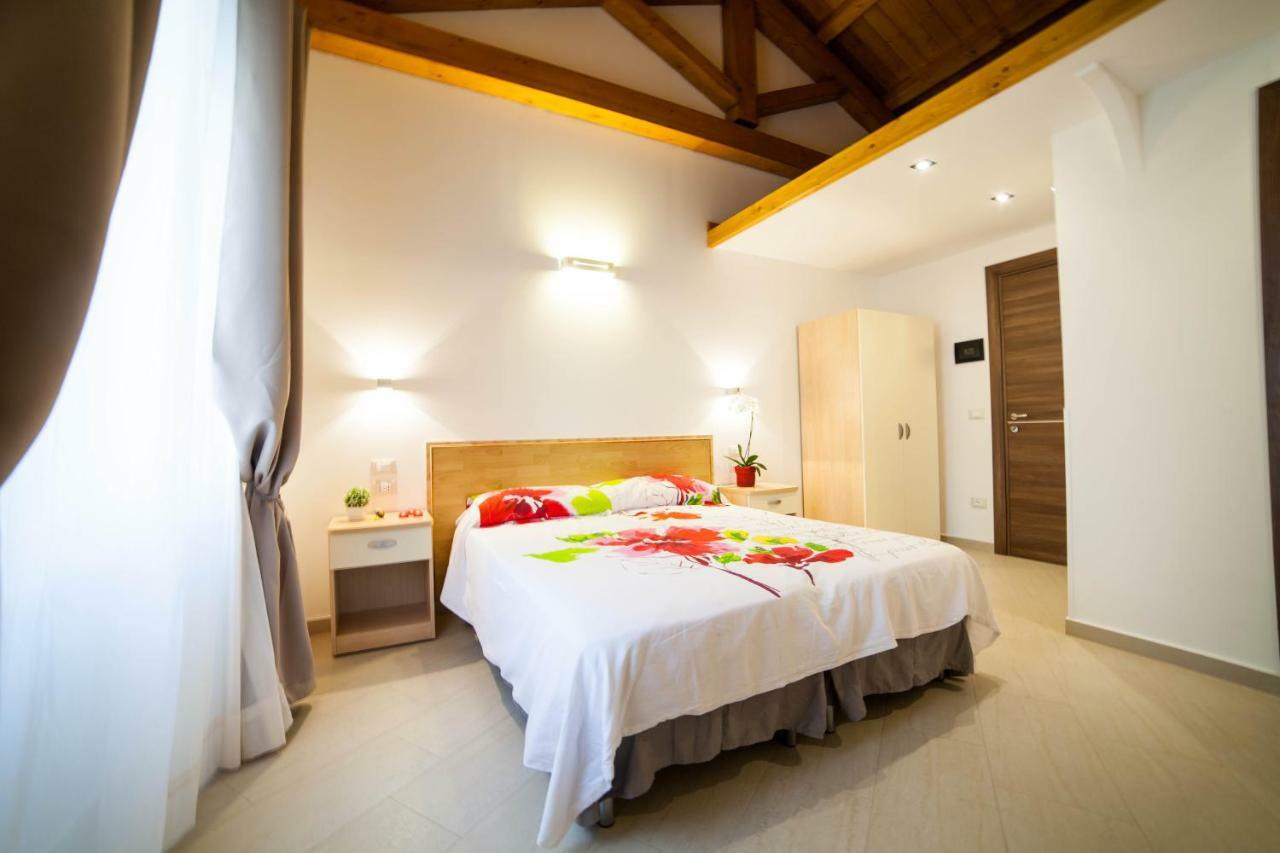 B&B Villa Marsico ファレルナ エクステリア 写真